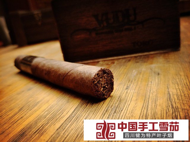 蒙特克里斯托(MONTECRISTO)丘吉尔ANEJADOS（25）雪茄