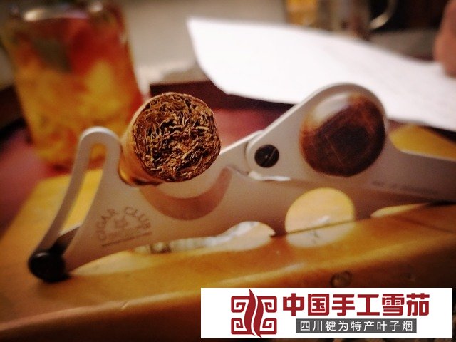 蒙特克里斯托(MONTECRISTO)丘吉尔ANEJADOS（25）雪茄